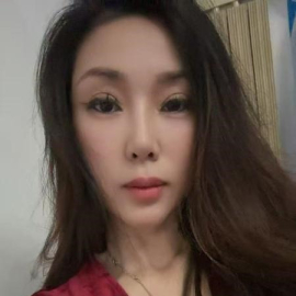 南开妩媚女人