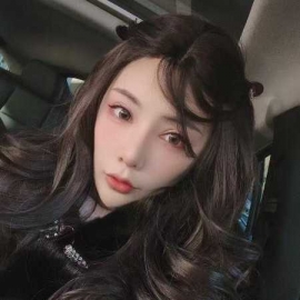 网红脸桃子