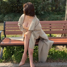 丰满大奶御姐