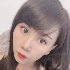 大胸妹子