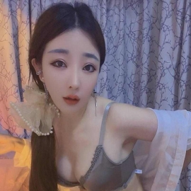 诱惑的大长腿骚货